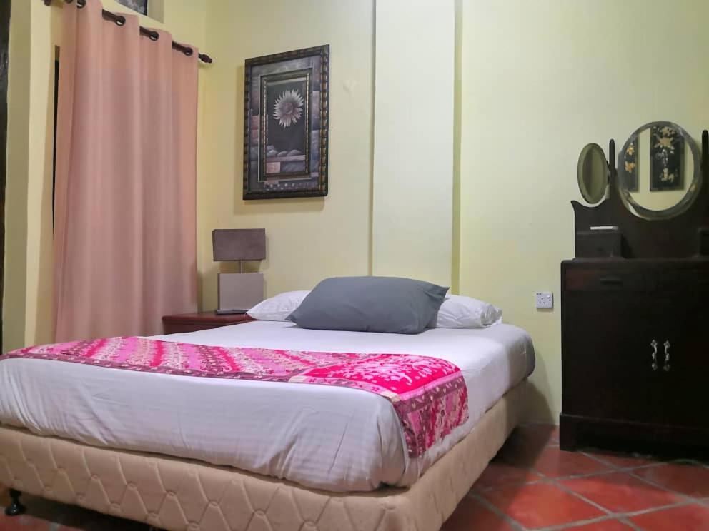Cintra House Hotel Джордж Таун Екстериор снимка